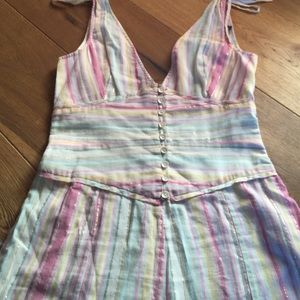 Beautiful and flattering French connection dress