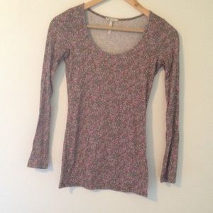 Floral long sleeve shirt!