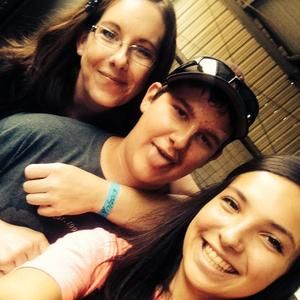 Meet your Posher, Kelli