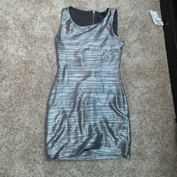 Mini dress - Picture 1 of 2