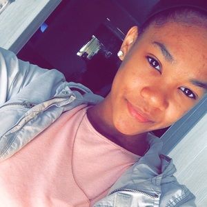 Meet your Posher, Tessa