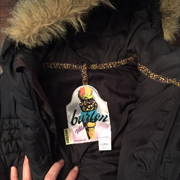 Burton women's fur hooded black vest - Picture 2 of 3