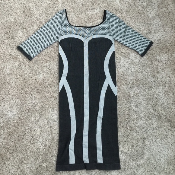 Bebe dress - Picture 2 of 3