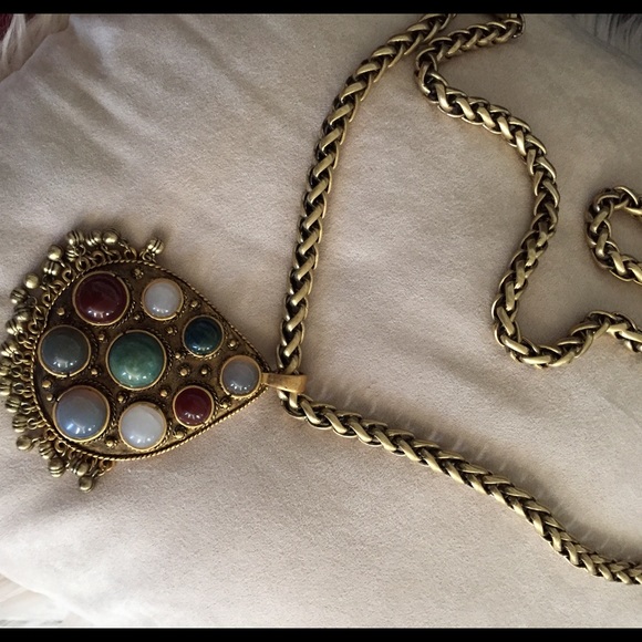 Cabi 26 in chain w/ pendant and extender