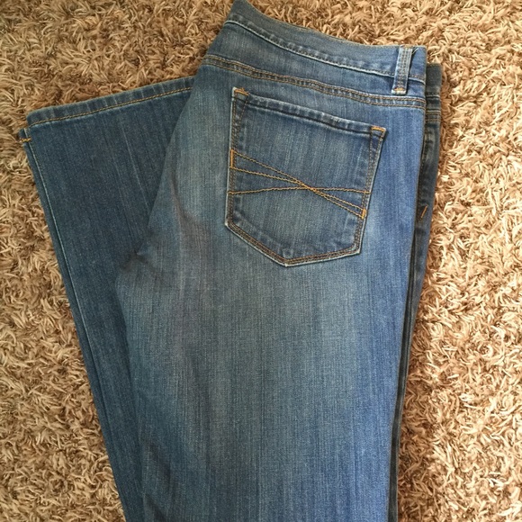 Women's Ann Taylor Loft jeans size 12