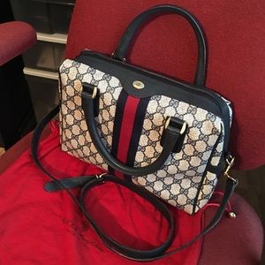 GUCCI vintage hand bag
