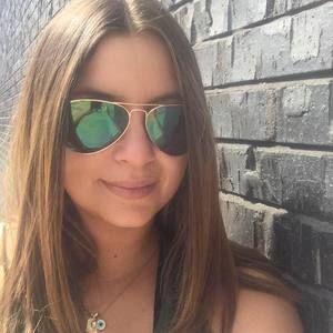 Meet your Posher, Isabella