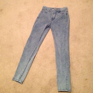 High waisted acid wash jeans