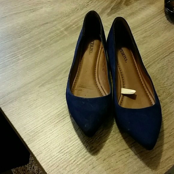 Fun blue kitten wedges