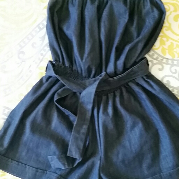 This is a halter shorts romper