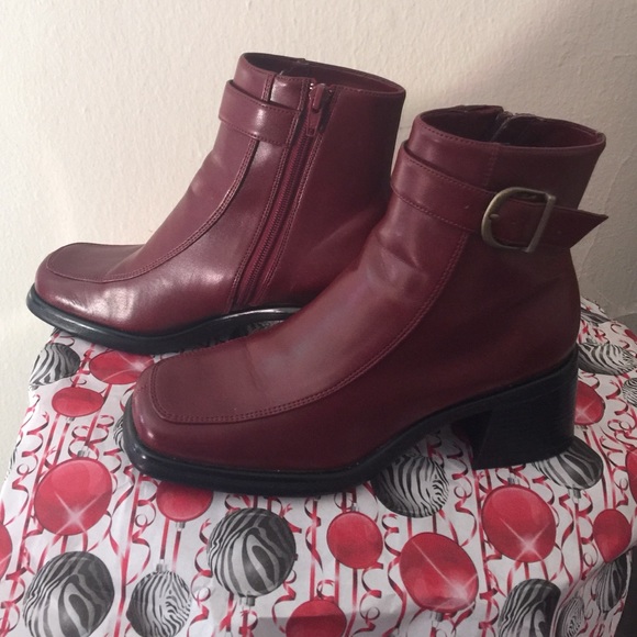 First sight heel ankle boots