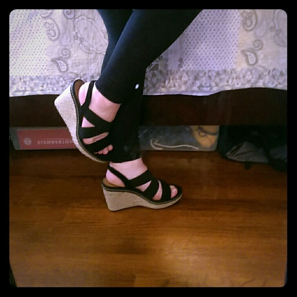 Franco Sarto black and brown wedges