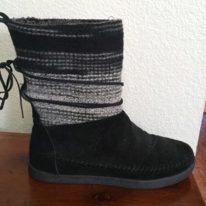 Toms Nepal Boots