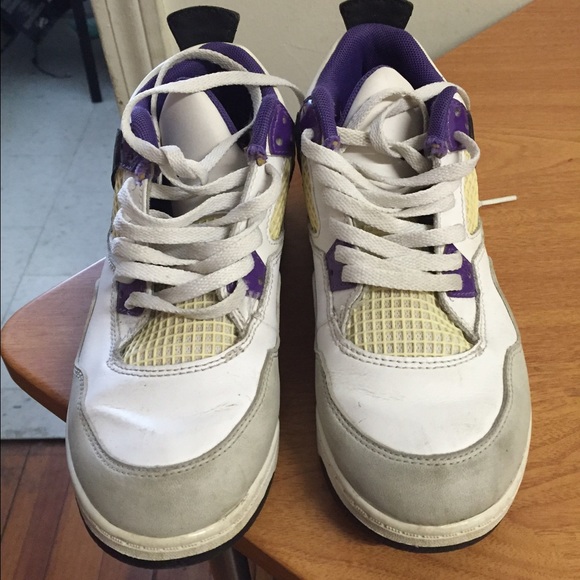 ultraviolet 4s.