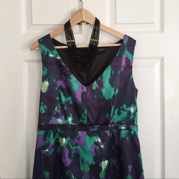 Tahari silk floral cocktail dress