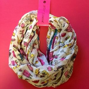 NWT Betsey Johnson Infinity Scarf