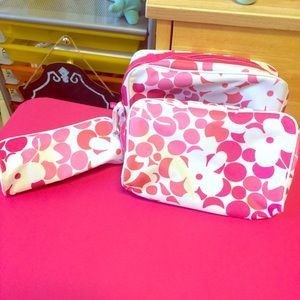 NWOT Clinique 3 piece travel set