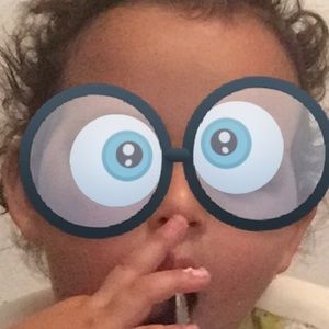 Meet your Posher, Eva