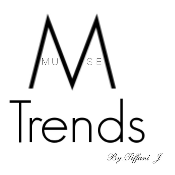 Meet your Posh Ambassador 🥂💕 - Picture 3 of 7