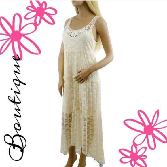 SOLD OUT 🎉NWT Sleeveless Lace Crochet Maxi Dress - Picture 2 of 4