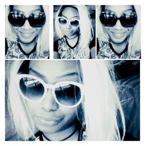 Oh snap designer shades! 😎