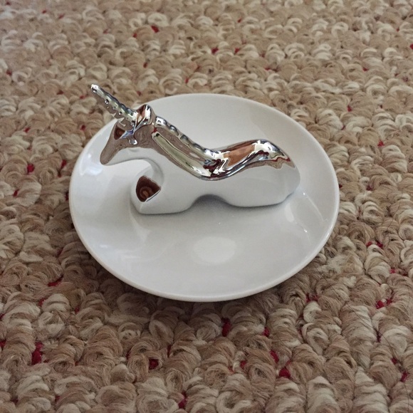Urban Outfitters Jewelry - 🆕 Unicorn ring holder
