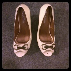 Navid O' Nadia open toe platforms size 10