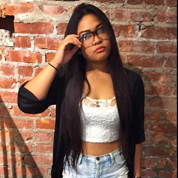 Meet your Posher, August