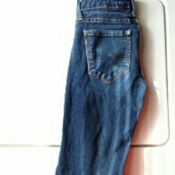 Skinny jeans