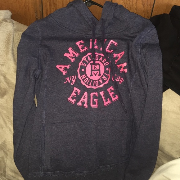 An American eagle hoodie