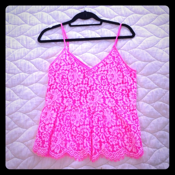 Dolce vita hot pink lace tank.
