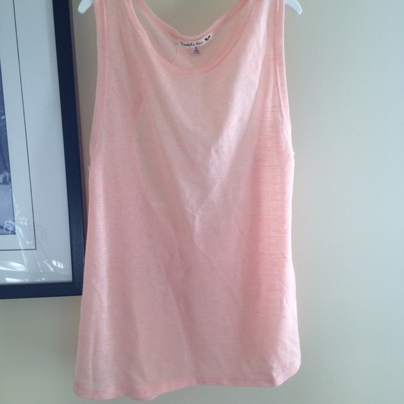 Peace Sign Cut-Out Tank Top