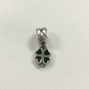 Pandora- Leaf Clover Dangle