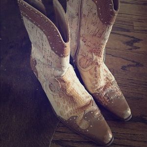 Stuart Weitzman cork and calf leather boots!