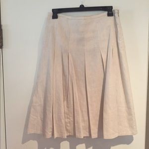Fully pleated linen skirt