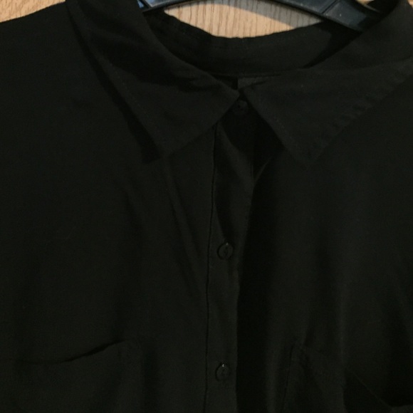 Ana Button down blouse XL. - Picture 2 of 4