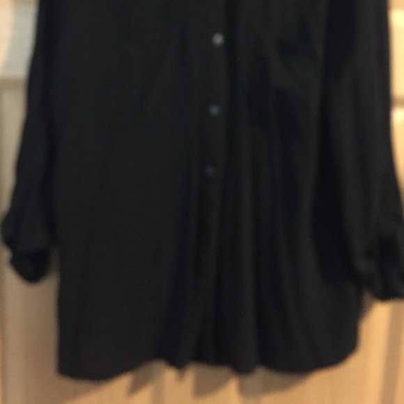 Ana Button down blouse XL. - Picture 3 of 4