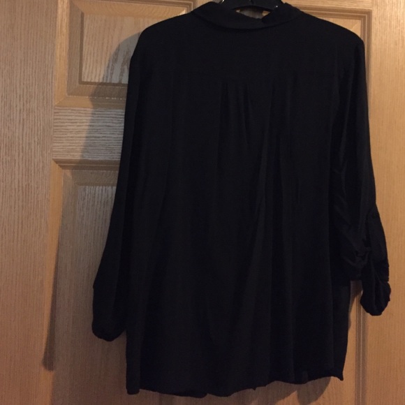 Ana Button down blouse XL. - Picture 4 of 4