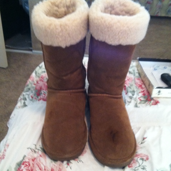 Bear Paws size 10 worn x 1