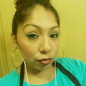 Meet your Posher, Paulette