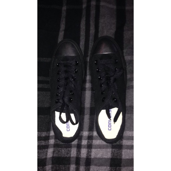 All black all star converse. Size 8.