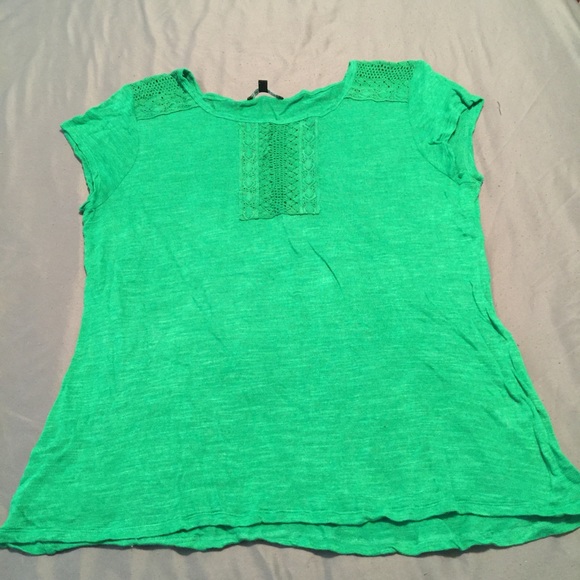 Short sleeve top