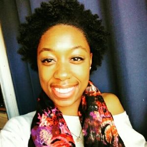 Meet your Posher, Simone