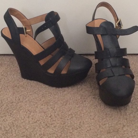 Black Groundwork Wedges