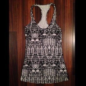 Lulu lemon size 2 yoga tank