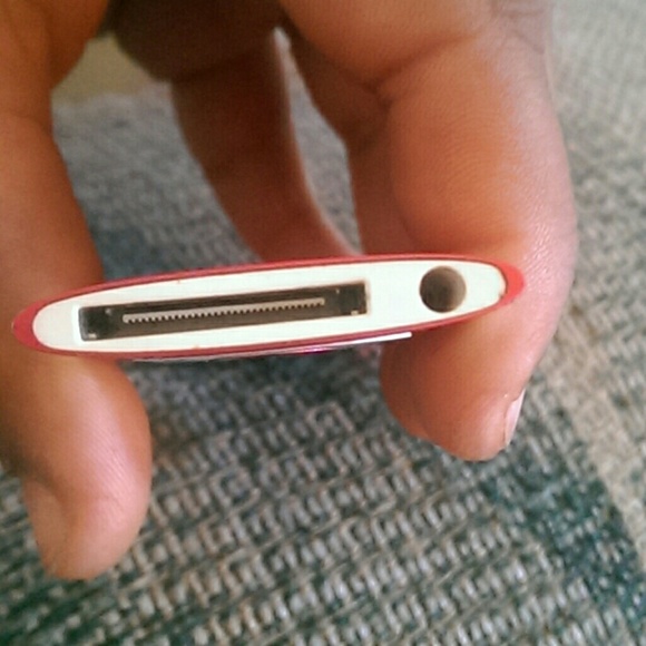 Ipod - Picture 3 of 3