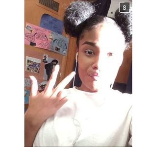 Meet your Posher, Hydea