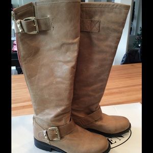 Price reduced!🎉Steve Madden Barton leather boots