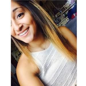 Meet your Posher, Lorena