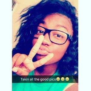 Meet your Posher, Kyla